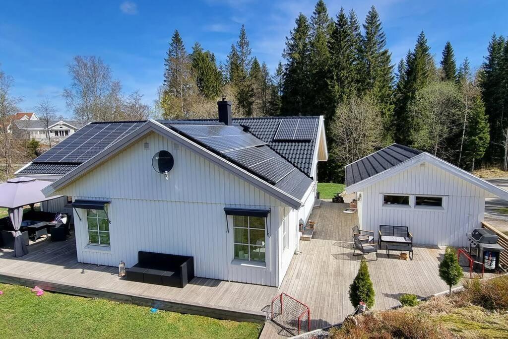 Family Friendly Villa With Sauna In The Nature Borås Exterior foto